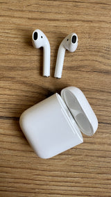 Apple AirPods 2nd Generation (2019)